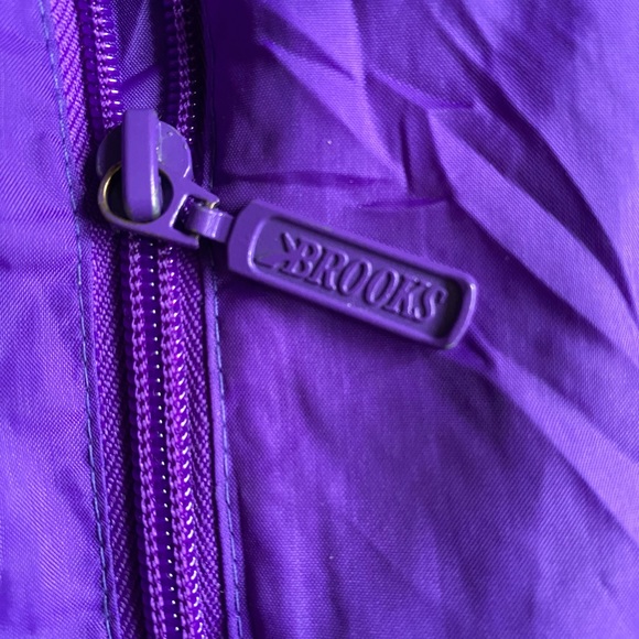 Vintage Brooks Windbreaker - Picture 5 of 11